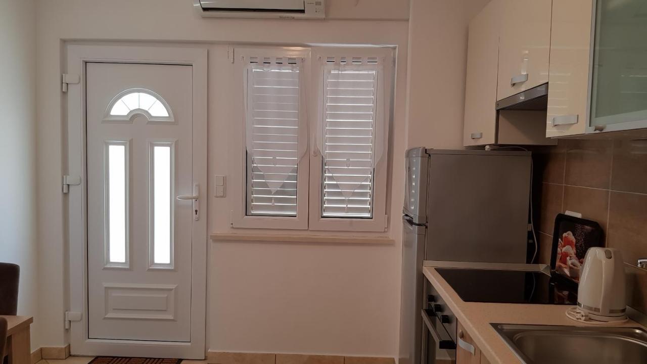 Ruzica Apartments Mirca  Екстер'єр фото