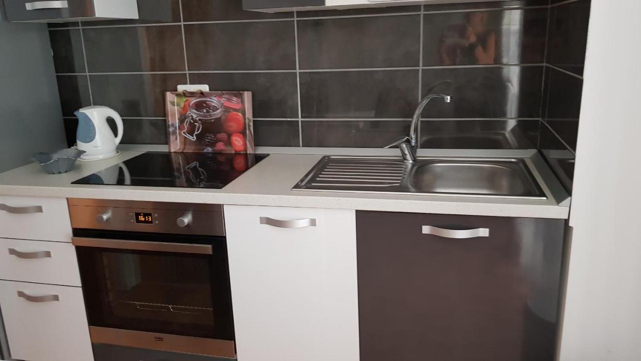 Ruzica Apartments Mirca  Екстер'єр фото